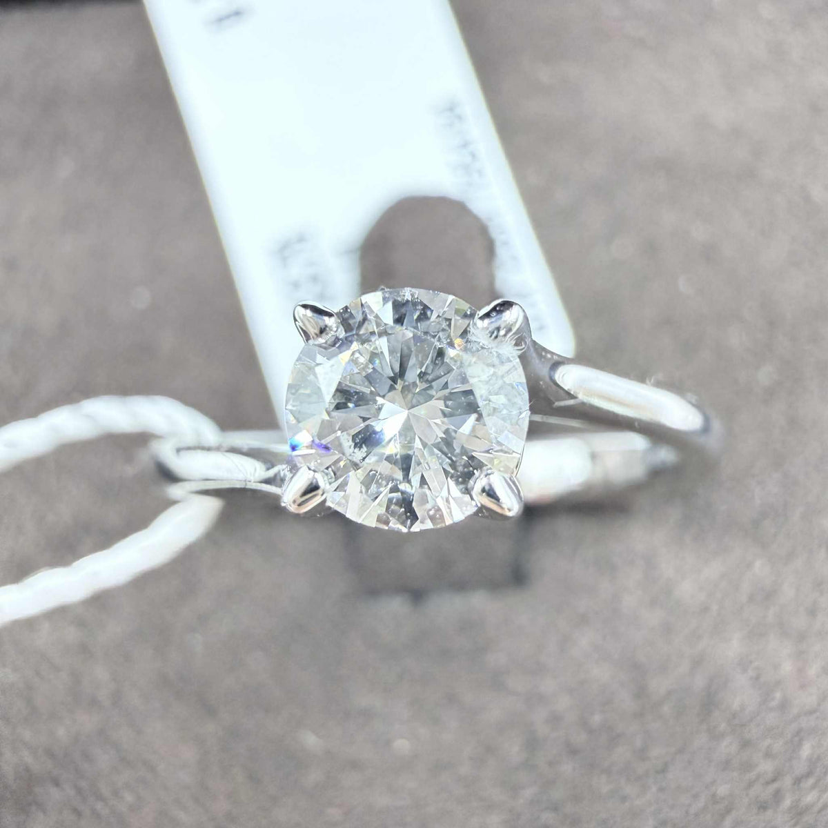 Anello Crivelli Solitario in Oro 18KT 18KT e Diamante GIA Ct 0.51