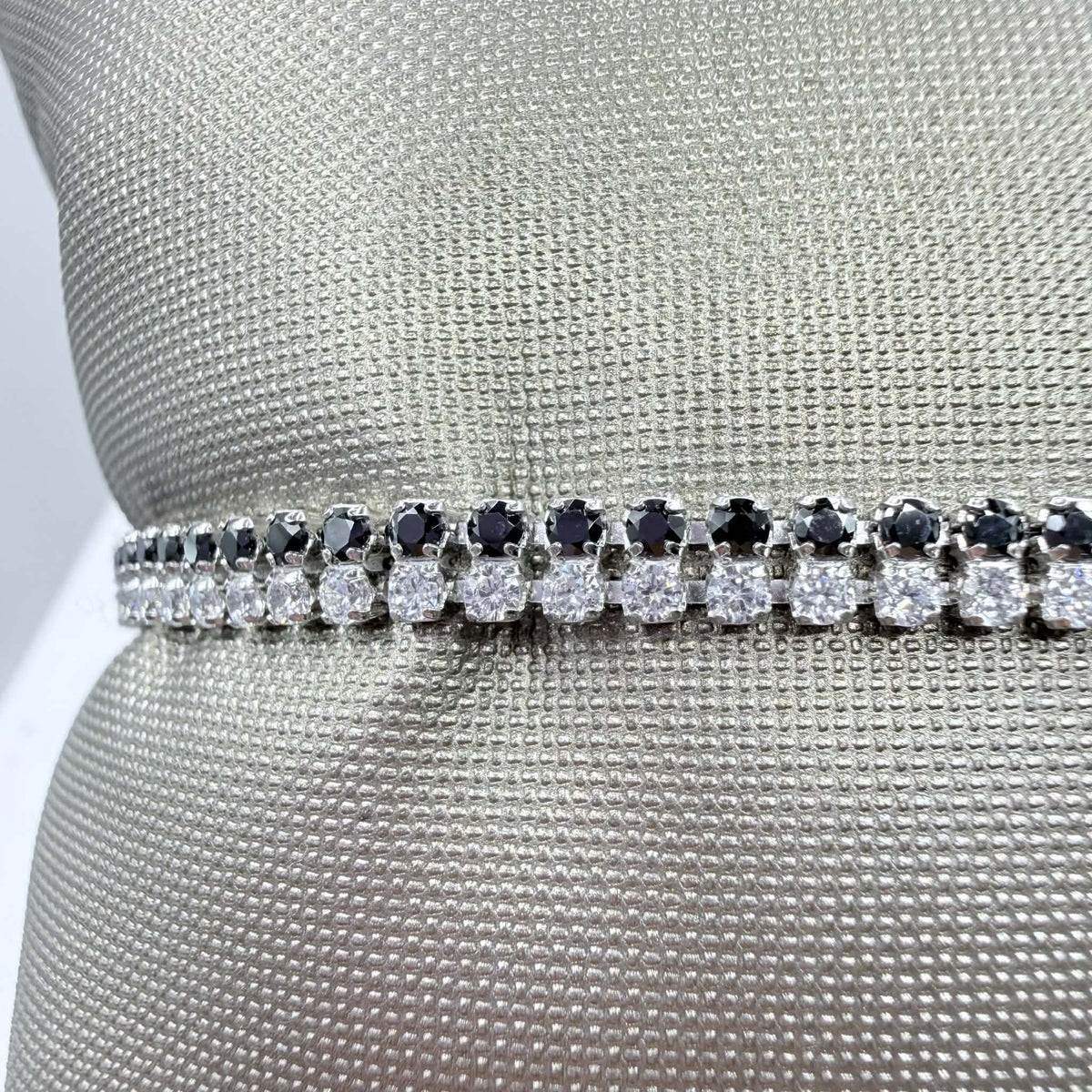 Bracciale Tennis Doppio Filo in Oro 18KT 18KT e Zirconi