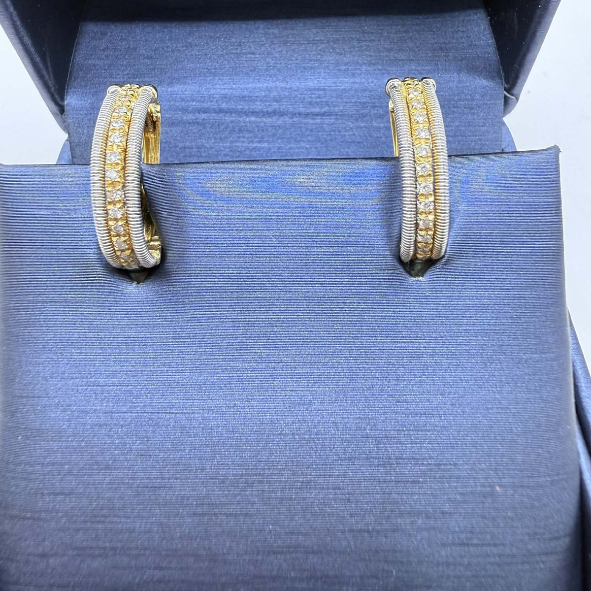 Orecchini a Cerchio Ovale Marco Bicego in Oro 18KT 18KT con Diamanti