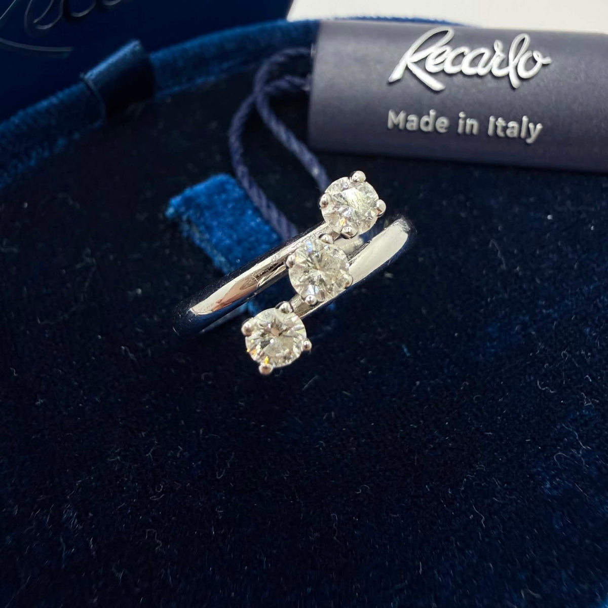 Anello Donna Trilogy Recarlo con Diamanti Ct. 0.45