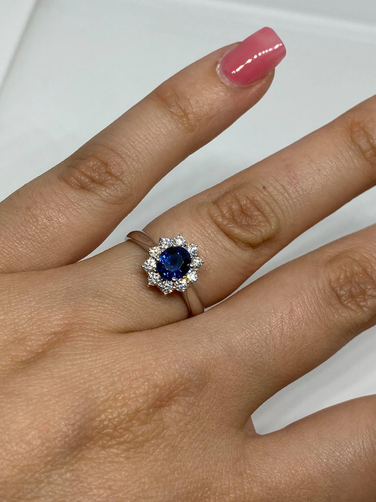 Anello donna Crivelli con Zaffiro 1.07 e Diamanti