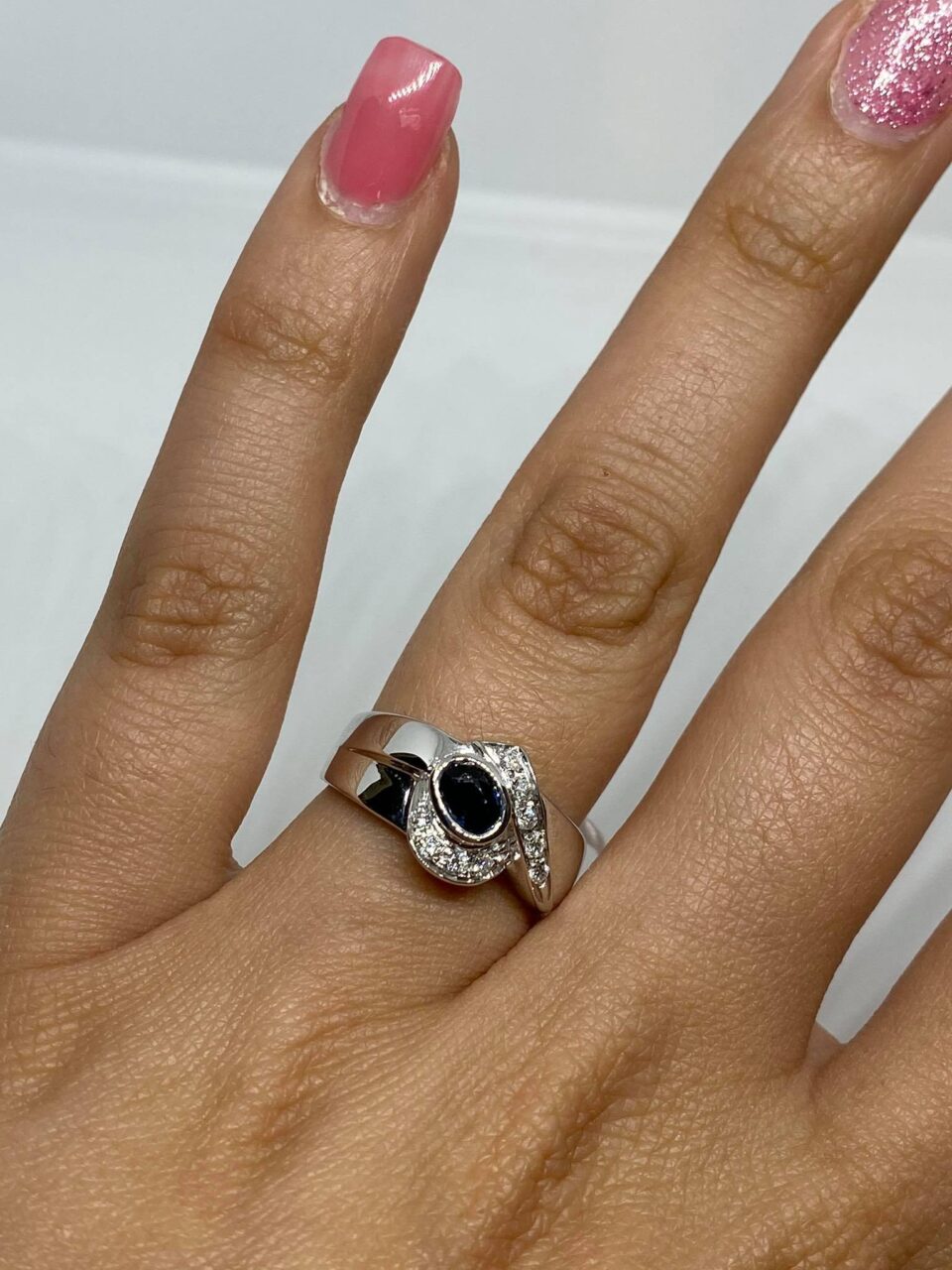 Anello Donna Salvini con Zaffiro Ct 0.40 e Diamanti