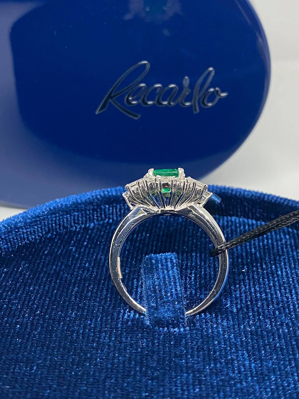 Anello Donna Recarlo con Smeraldo Ct 1.17 e Diamanti