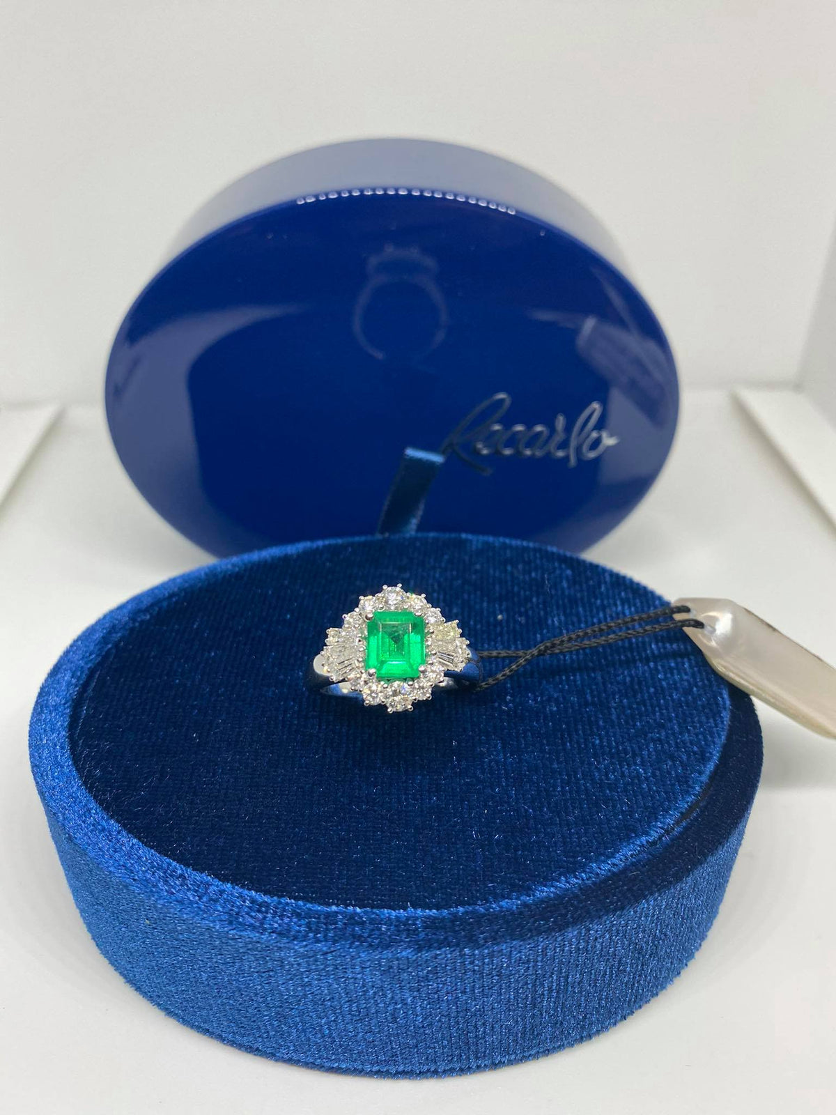 Anello Donna Recarlo con Smeraldo Ct 1.17 e Diamanti