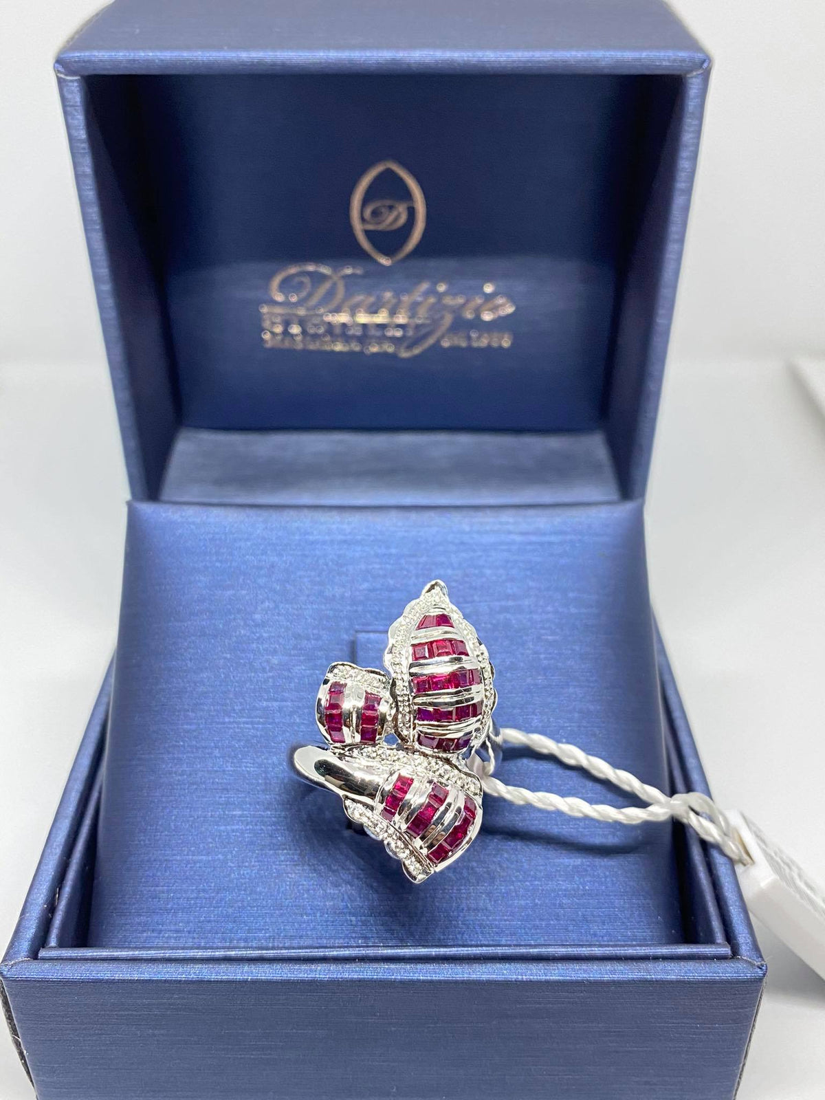 Anello Donna in Oro 18KT 18KT con Rubini Ct 1.83 e Diamanti