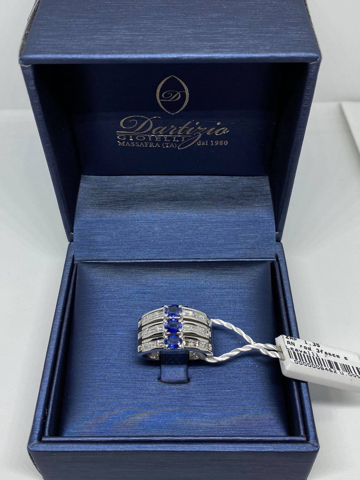 Anello Donna Dartizio Gioielli con Zaffiri Ct 1.35 e Diamanti