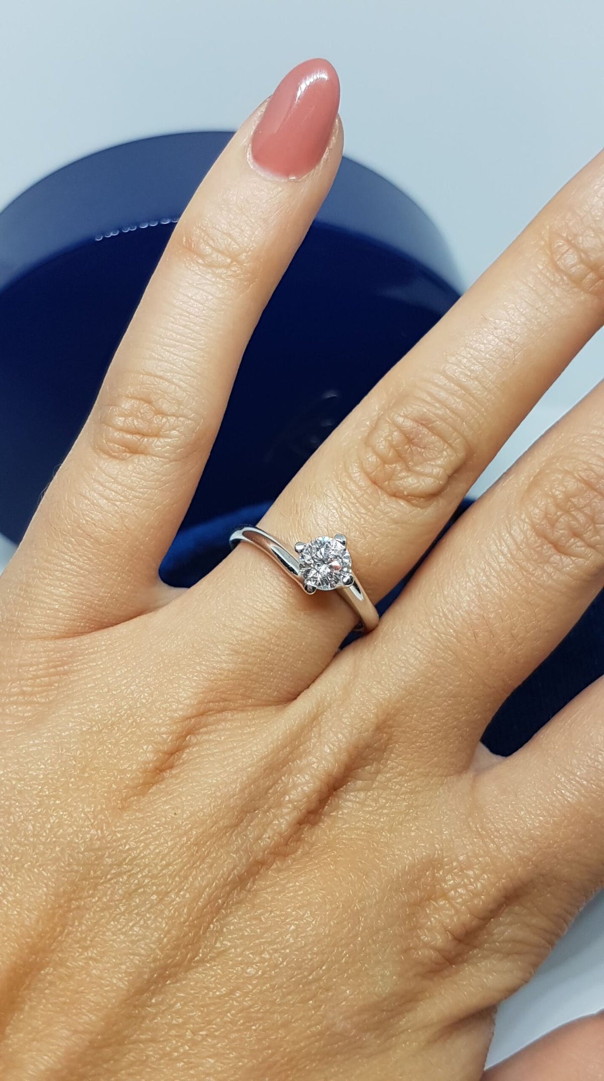 Anello Solitario Recarlo Valentino con Diamante CT 0.77