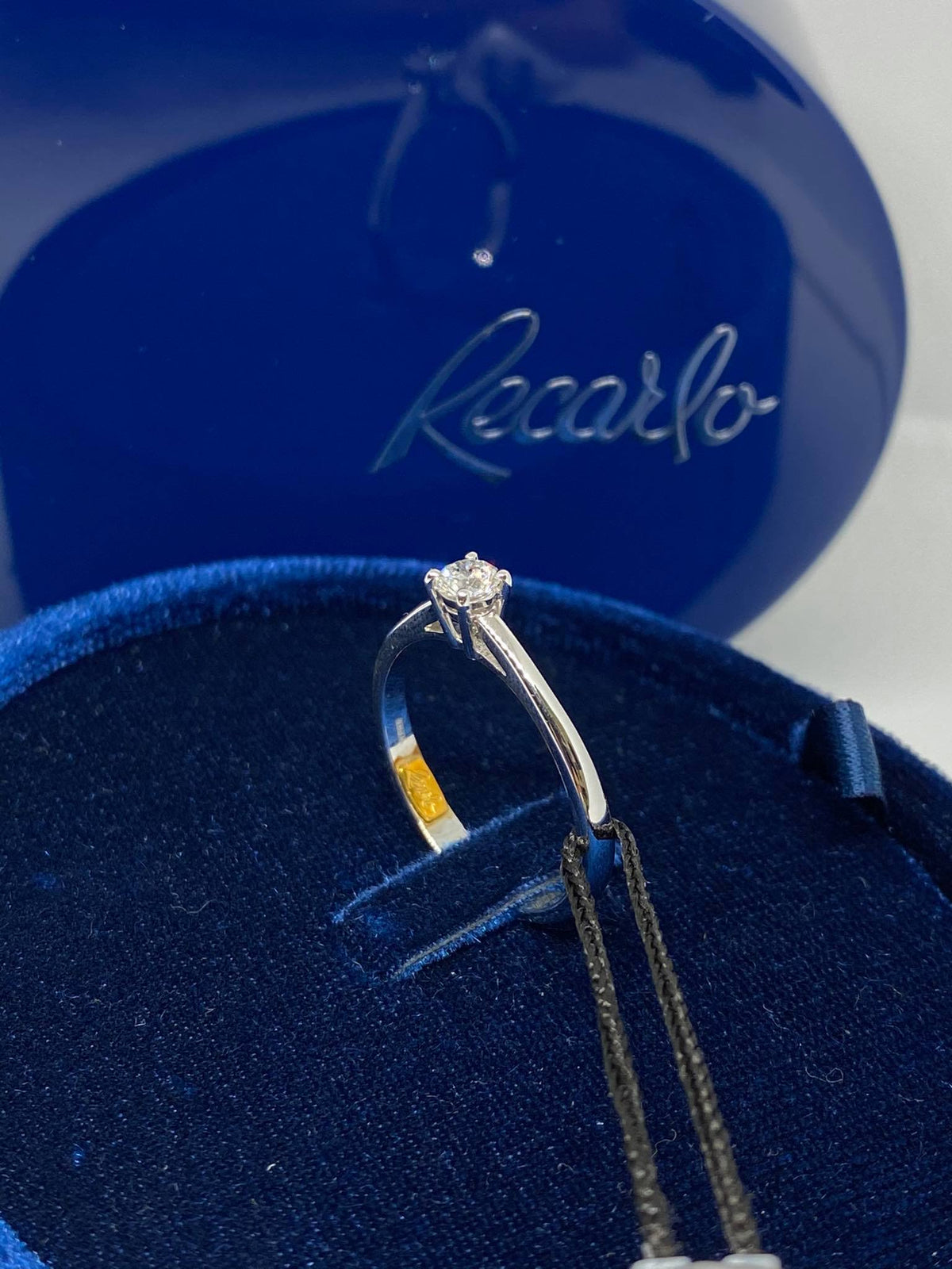 Anello Solitario Recarlo con Diamante Ct 0.22