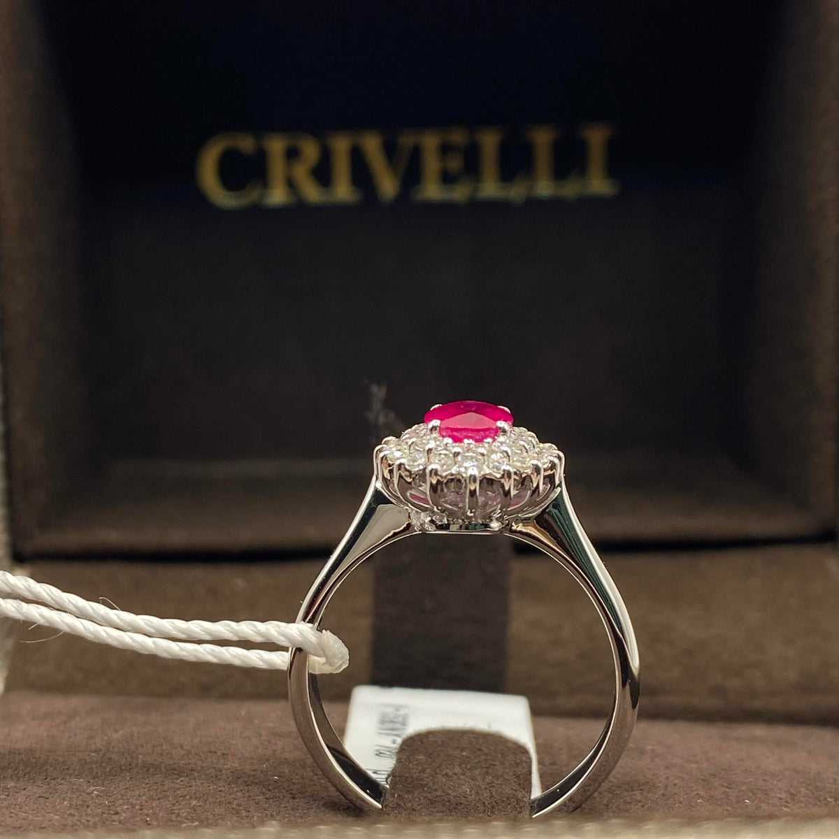 Anello Donna Crivelli con Rubino Ct 0,79 e Diamanti