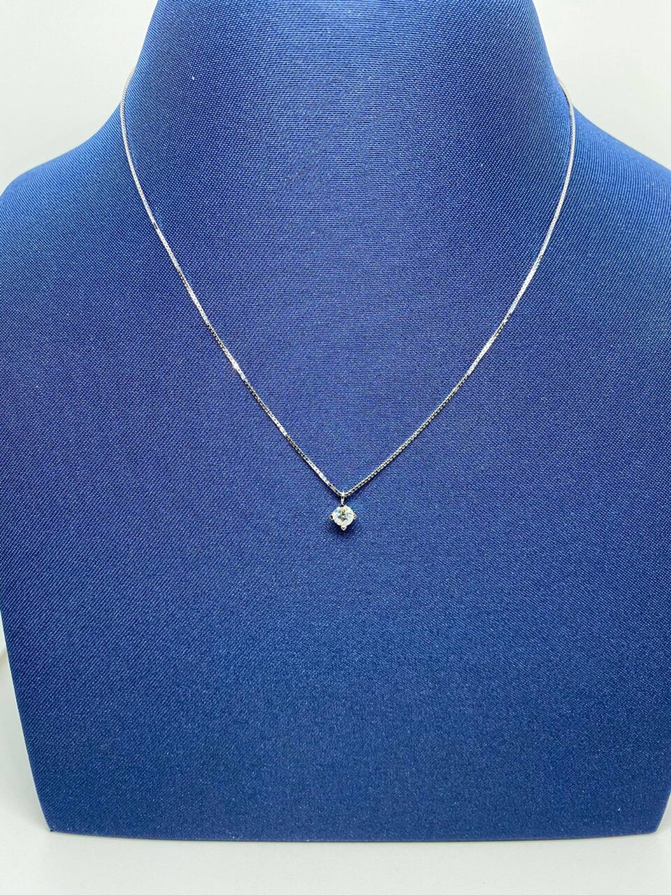 Collana Punto Luce Recarlo con Diamante Ct 0.17