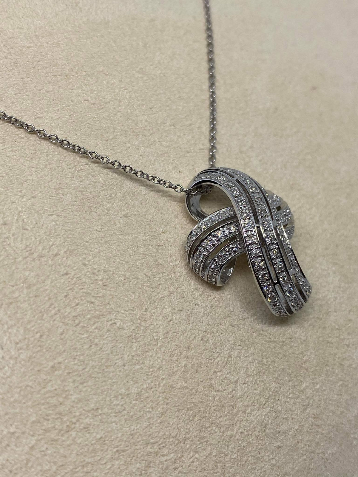 Collana Croce Donna Oro 18KT con Diamanti DFPF23090.31