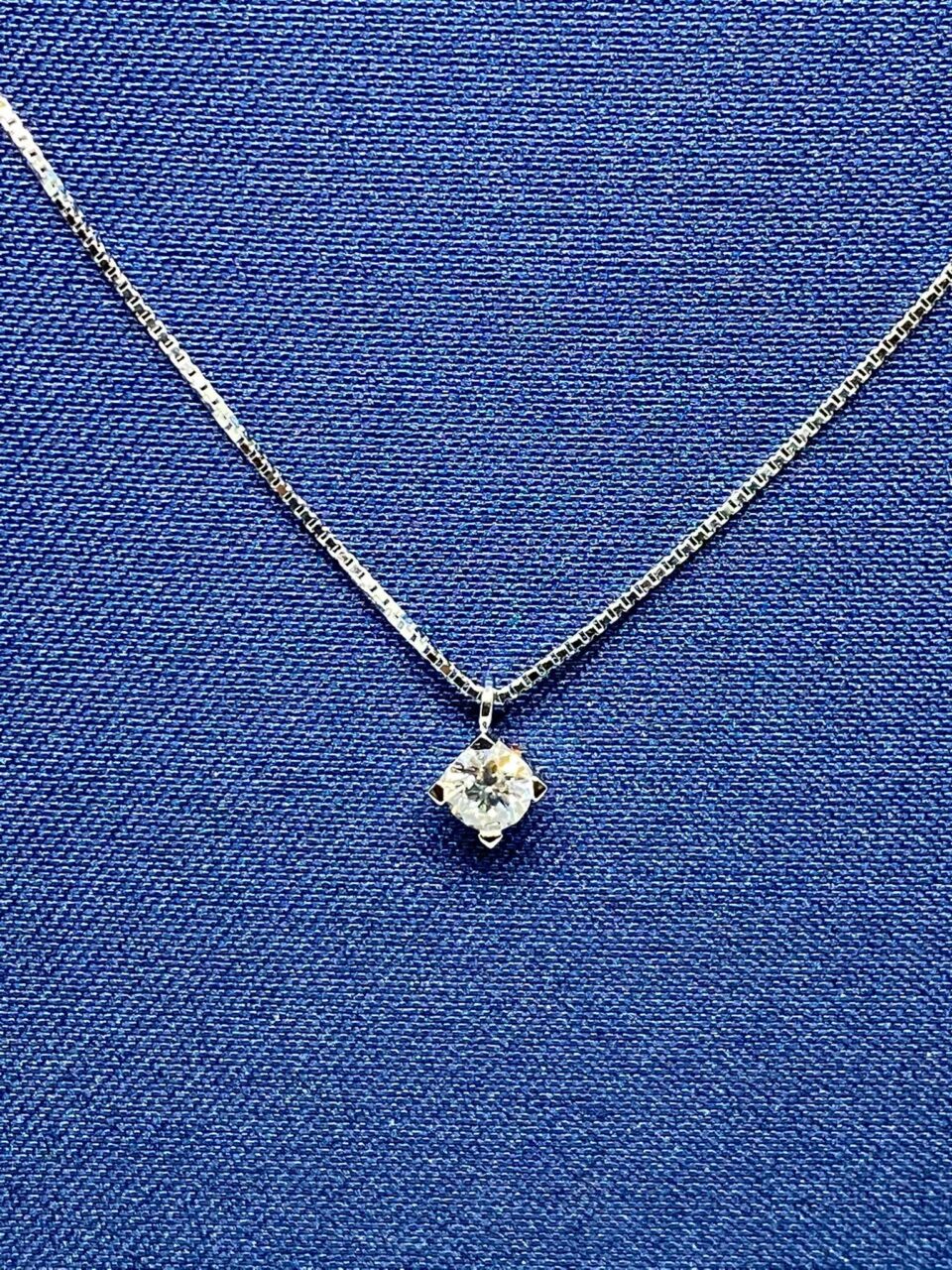Collana Punto Luce Recarlo con Diamante Ct 0.17