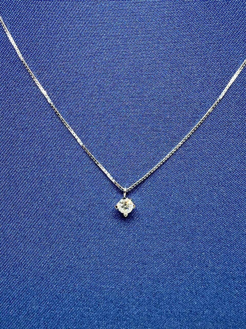 Collana Punto Luce Recarlo con Diamante Ct 0.17