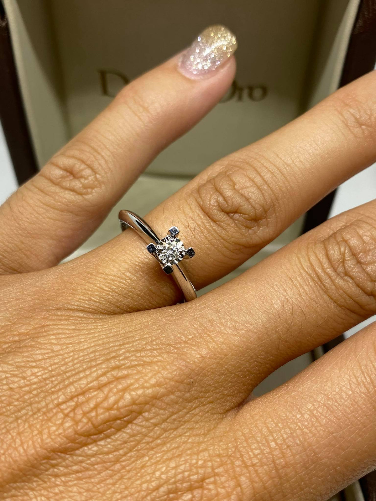 Anello Donna Oro 18KT Solitario in Oro 18KT 18KT e Diamante ct. 0,10