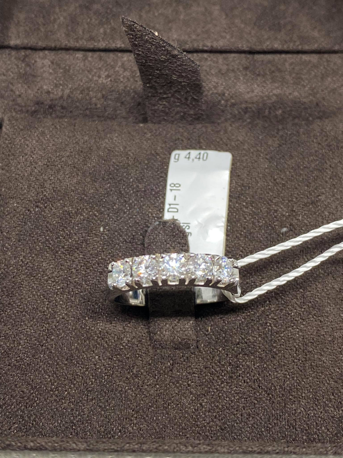 Anello Crivelli Veretta a 5 Pietre in Oro 18KT 18KT e Diamanti Ct 0,92 G-SI