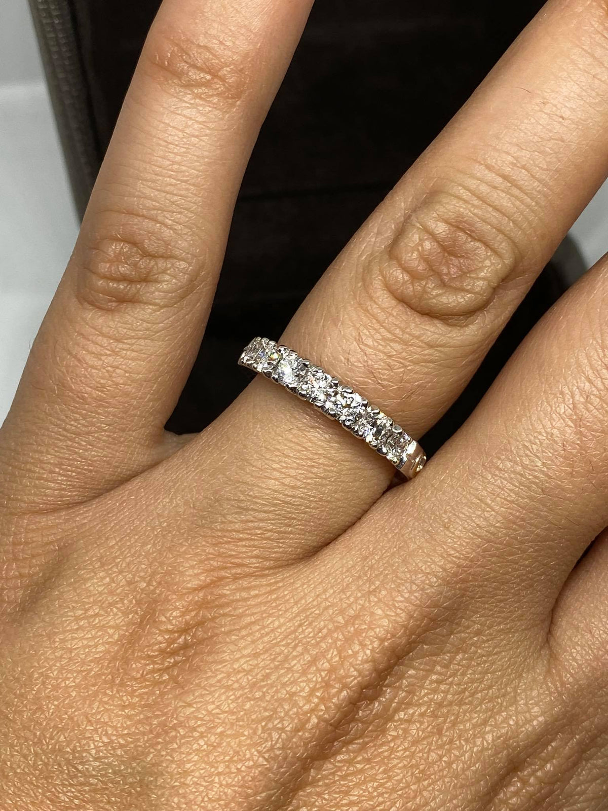 Anello Crivelli Veretta a 7 Pietre in Oro 18KT 18KT e Diamanti Ct 0.74