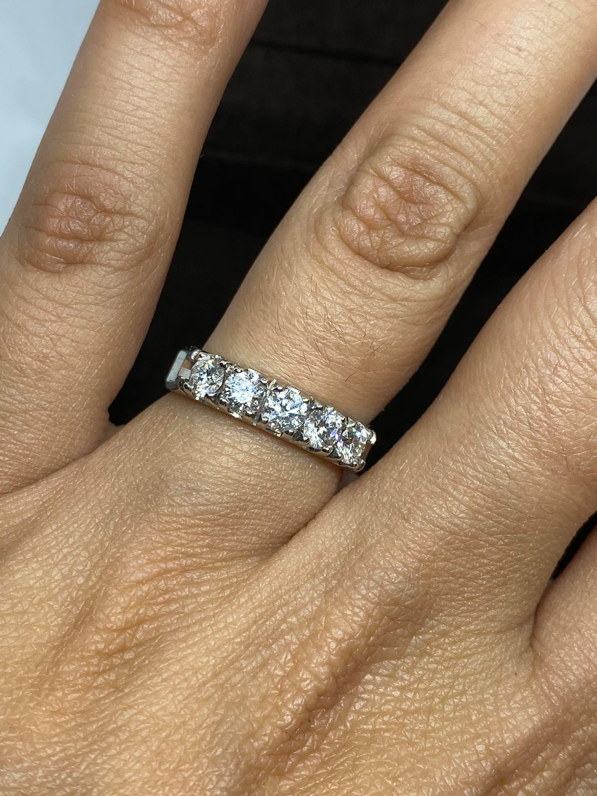 Anello Crivelli Veretta a 5 Pietre in Oro 18KT 18KT e Diamanti Ct 0,92 G-SI