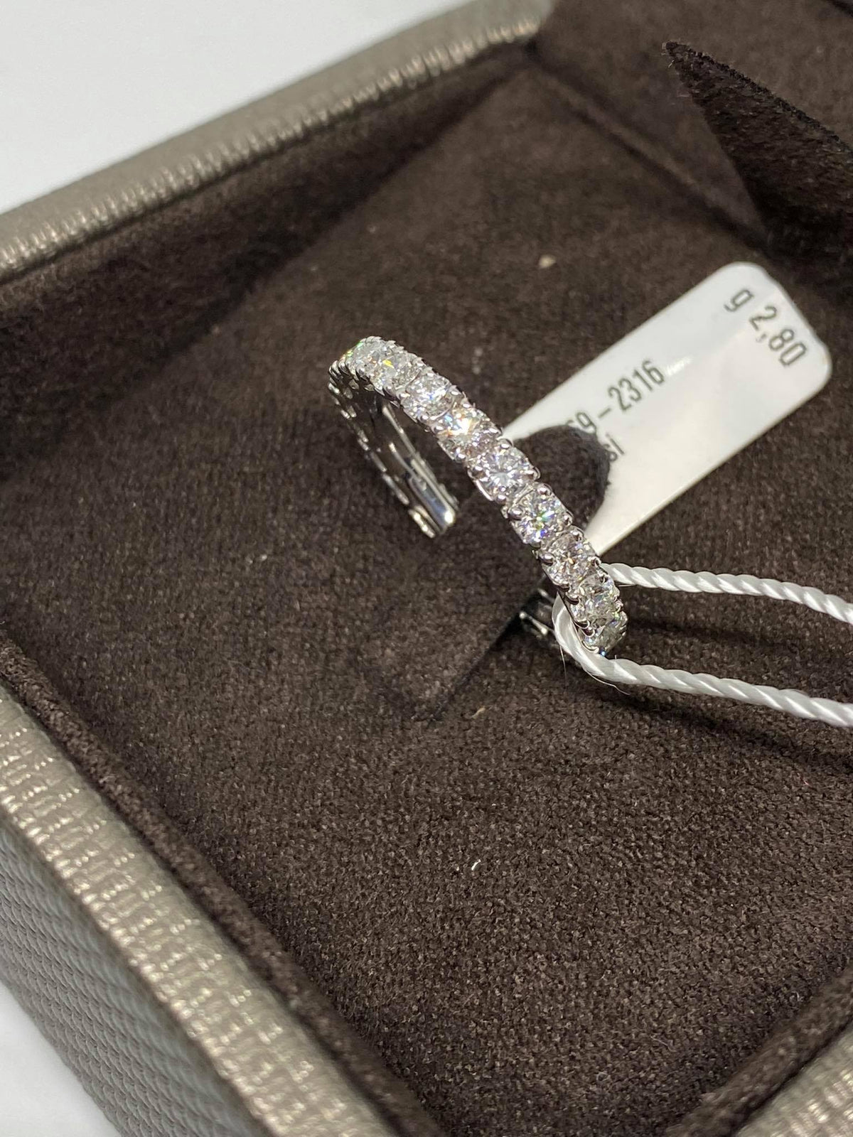 Anello Veretta Girodito Crivelli Oro 18KT 18KT e Diamanti Ct 1.97 G SI