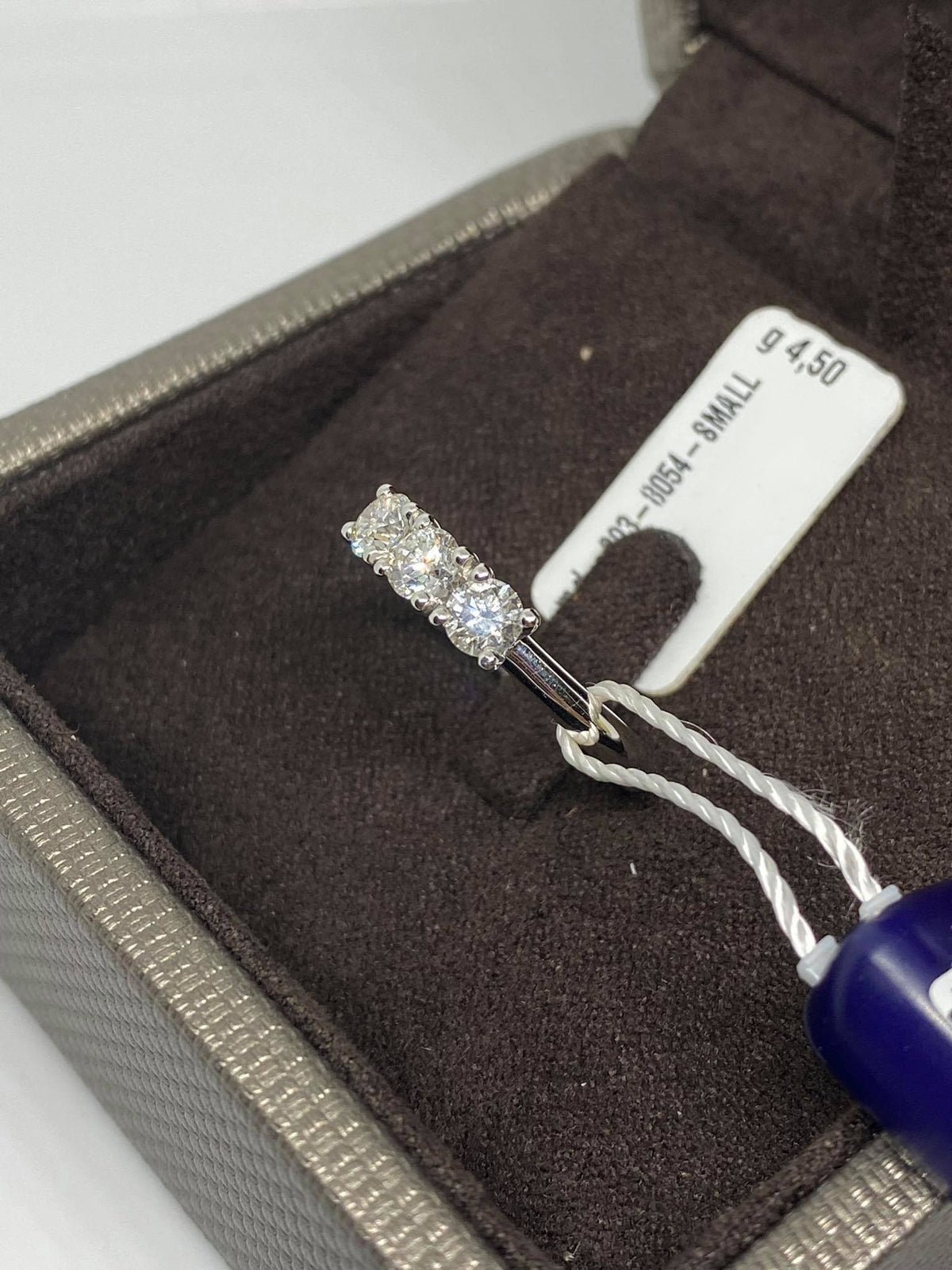 Anello Crivelli Trilogy in Oro 18KT 18KT e Diamanti Ct 0.93 G-SI