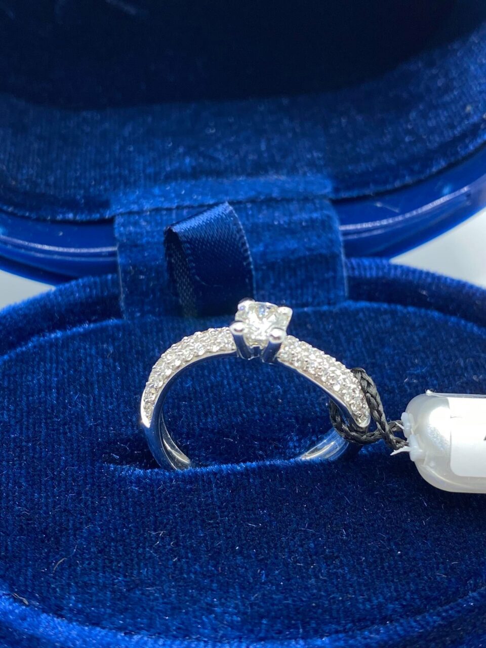 Anello Recarlo Solitario Eternity con Diamanti Ct 0.64
