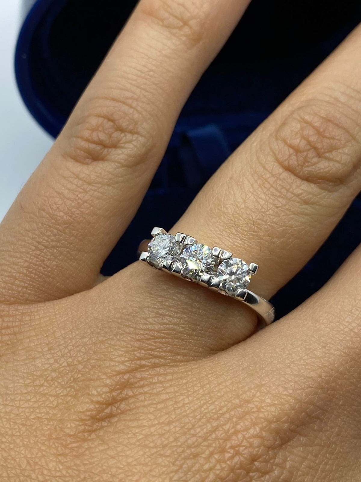 Anello Recarlo Trilogy Maria Teresa con Diamanti Ct 0.90