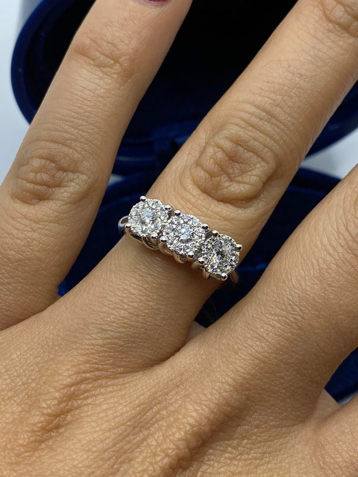 Anello Recarlo Trilogy Nodo D'amore con Diamanti Ct 0.60