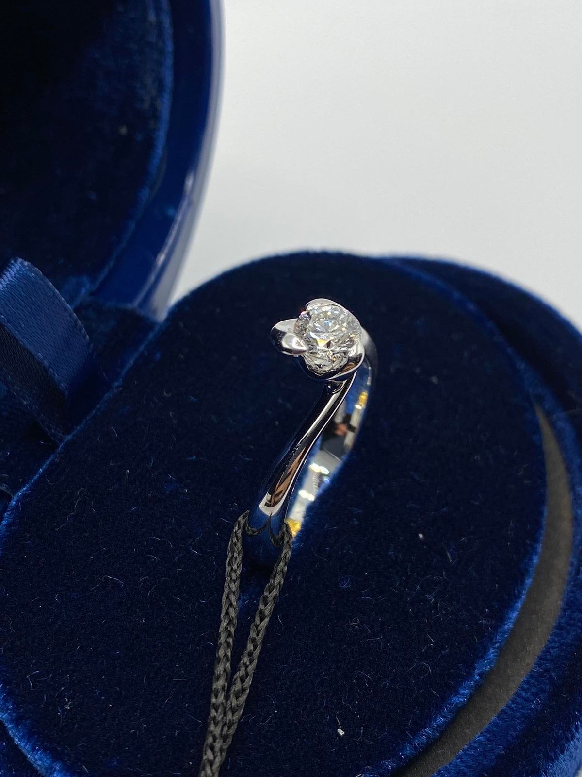 Anello Solitario Recarlo con Diamante Ct 0.51