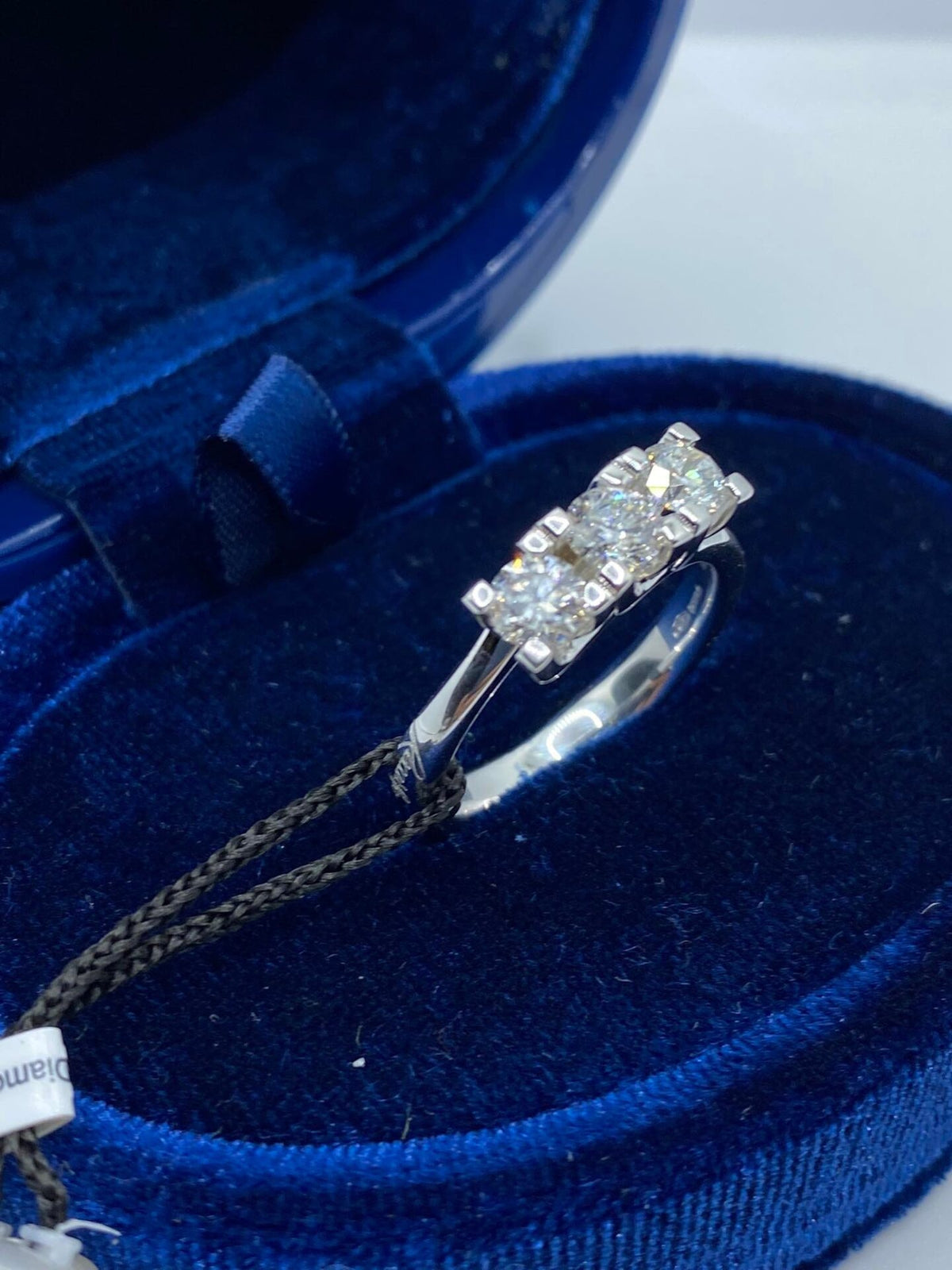 Anello Recarlo Trilogy Maria Teresa con Diamanti Ct 0.90