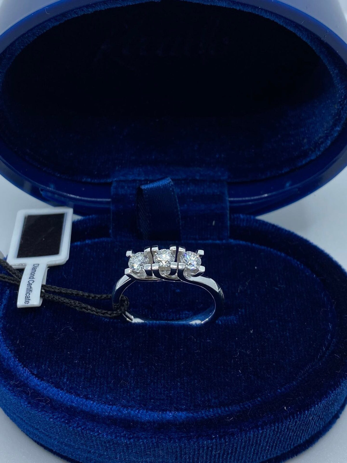 Anello Recarlo Trilogy Maria Teresa con Diamanti Ct 0.60