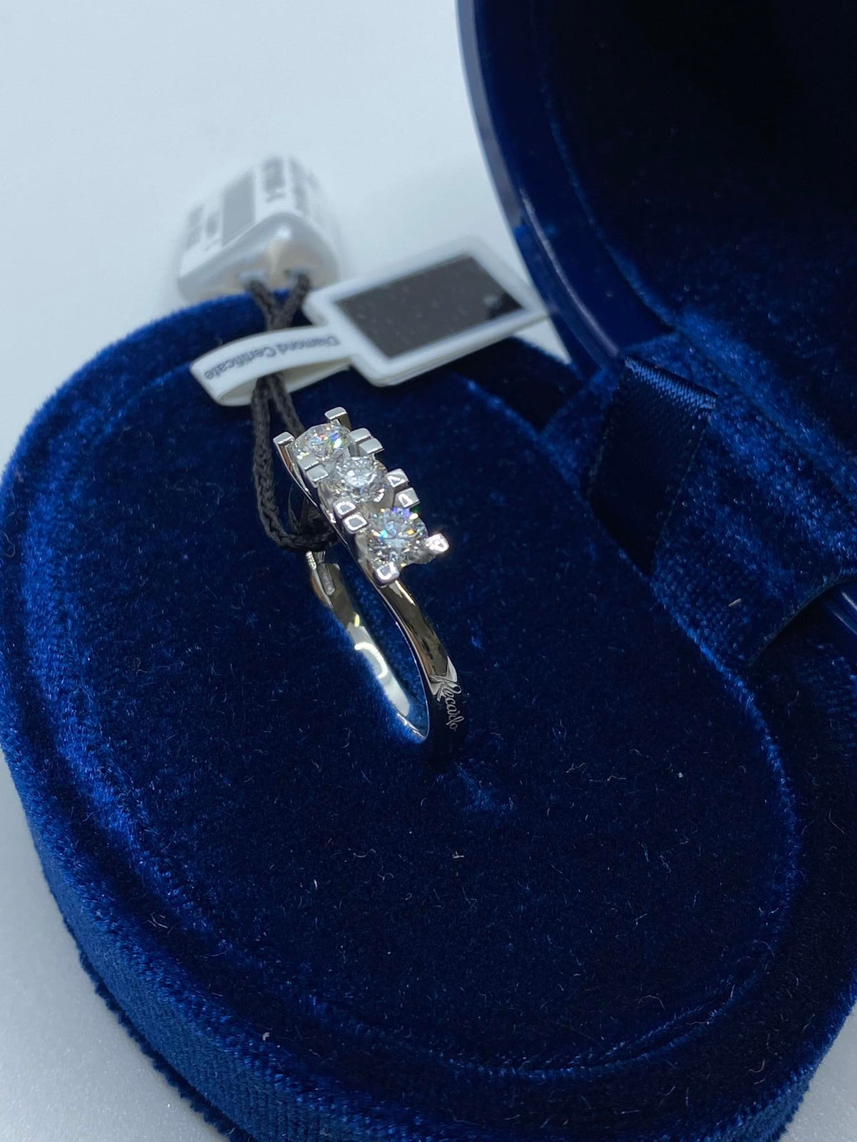 Anello Recarlo Trilogy Maria Teresa con Diamanti Ct 0.60