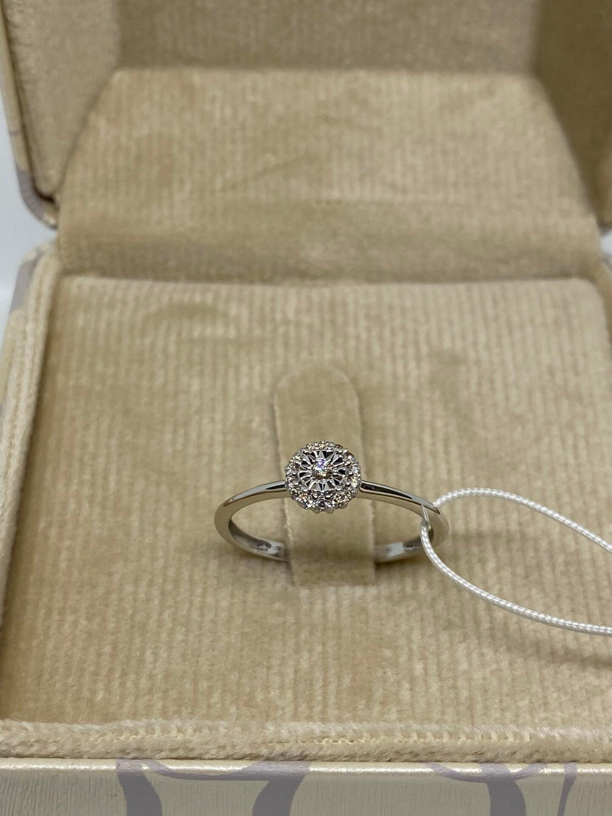 Anello Donna Oro 18KT Solitario Pavè con Diamanti Ct 0.09