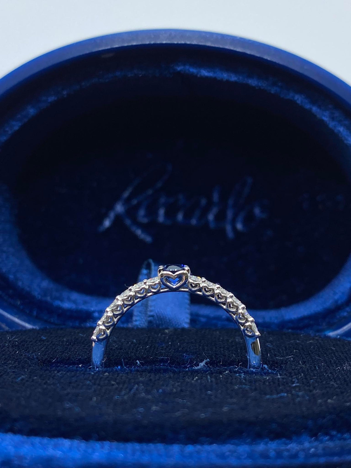Anello Veretta Recarlo Anniversary con Zaffiro Ct 0.20 e Diamanti