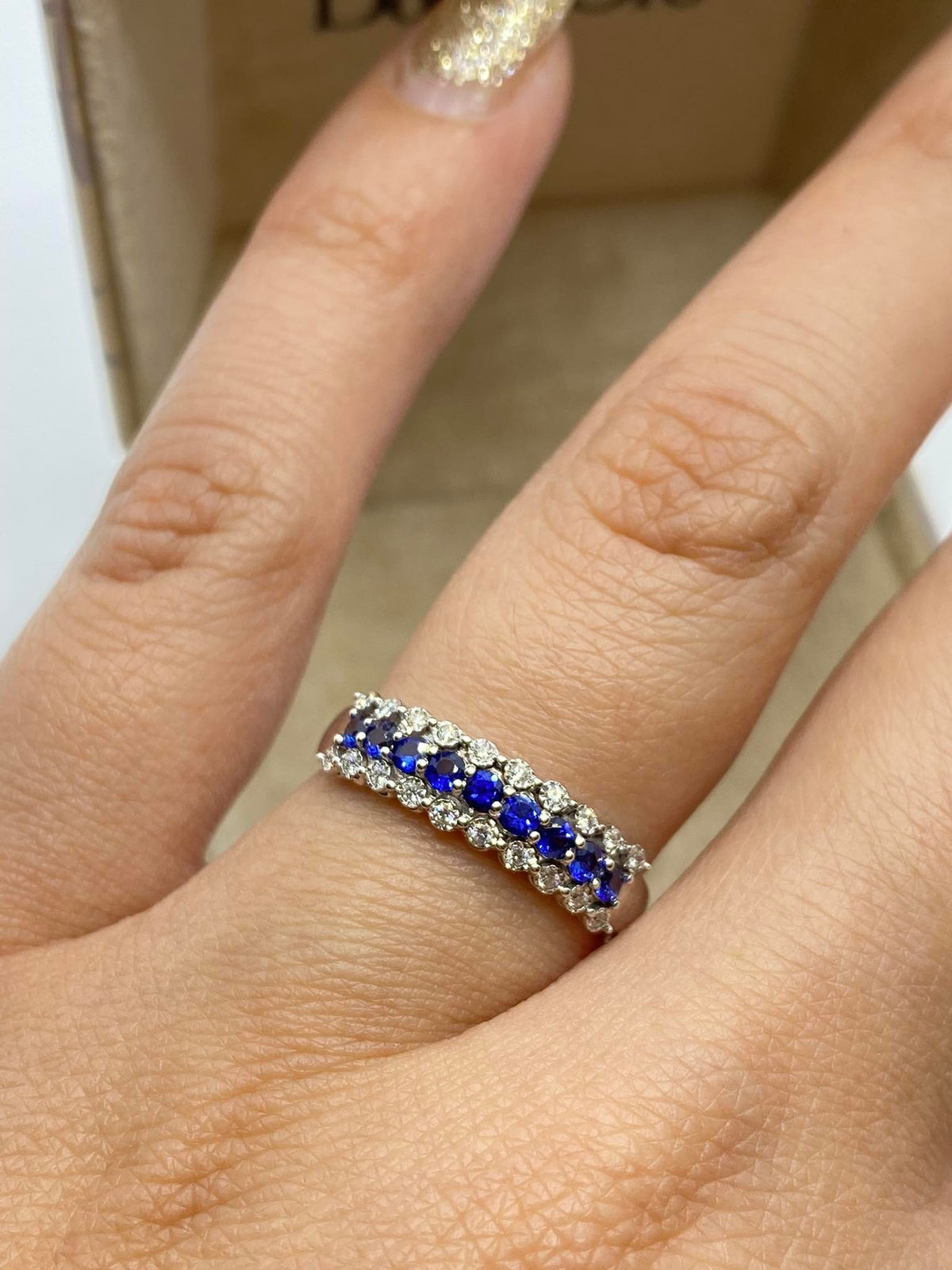 Anello Veretta Donna Oro 18KT con Zaffiri Ct 0.22 e Diamanti
