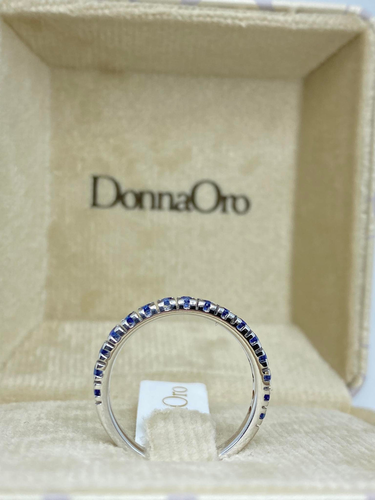 Anello Veretta Donna Oro 18KT con Zaffiri Ct 0.42