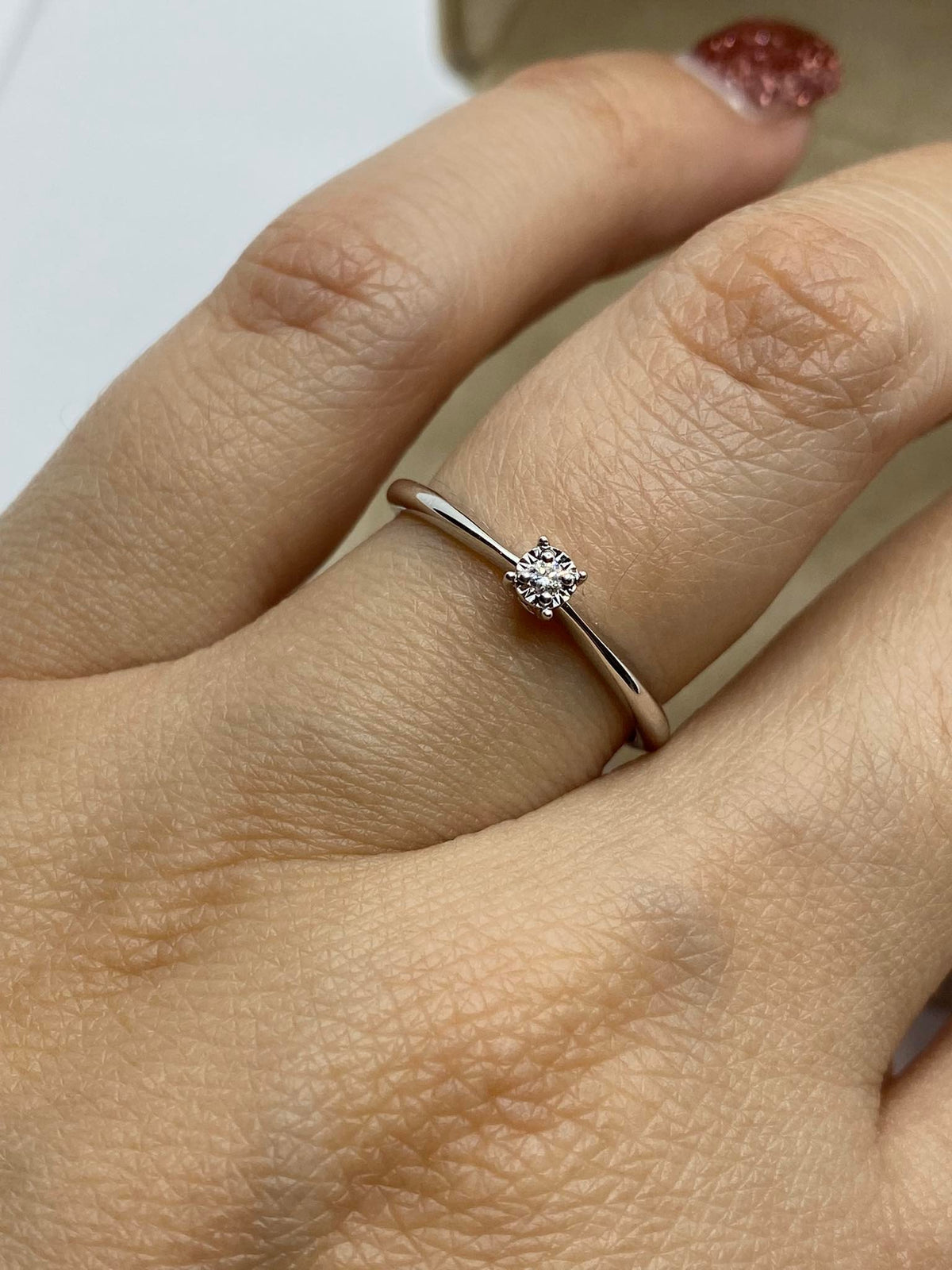 Anello Solitario Donna Oro 18KT con Diamante Ct. 0.02