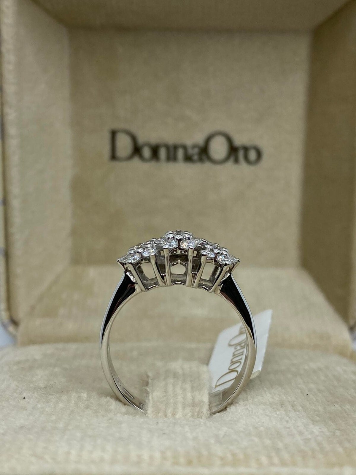 Anello Trilogy a Fiore Donna Oro 18KT con Diamanti Ct. 0.49