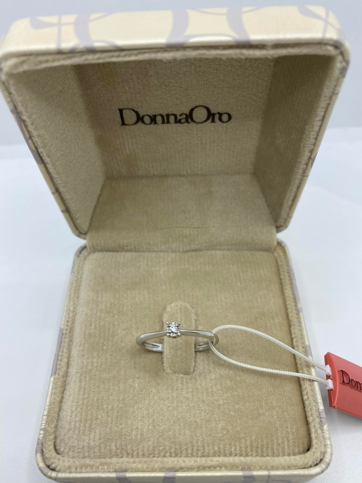 Anello Solitario Donna Oro 18KT con Diamante Ct. 0.02