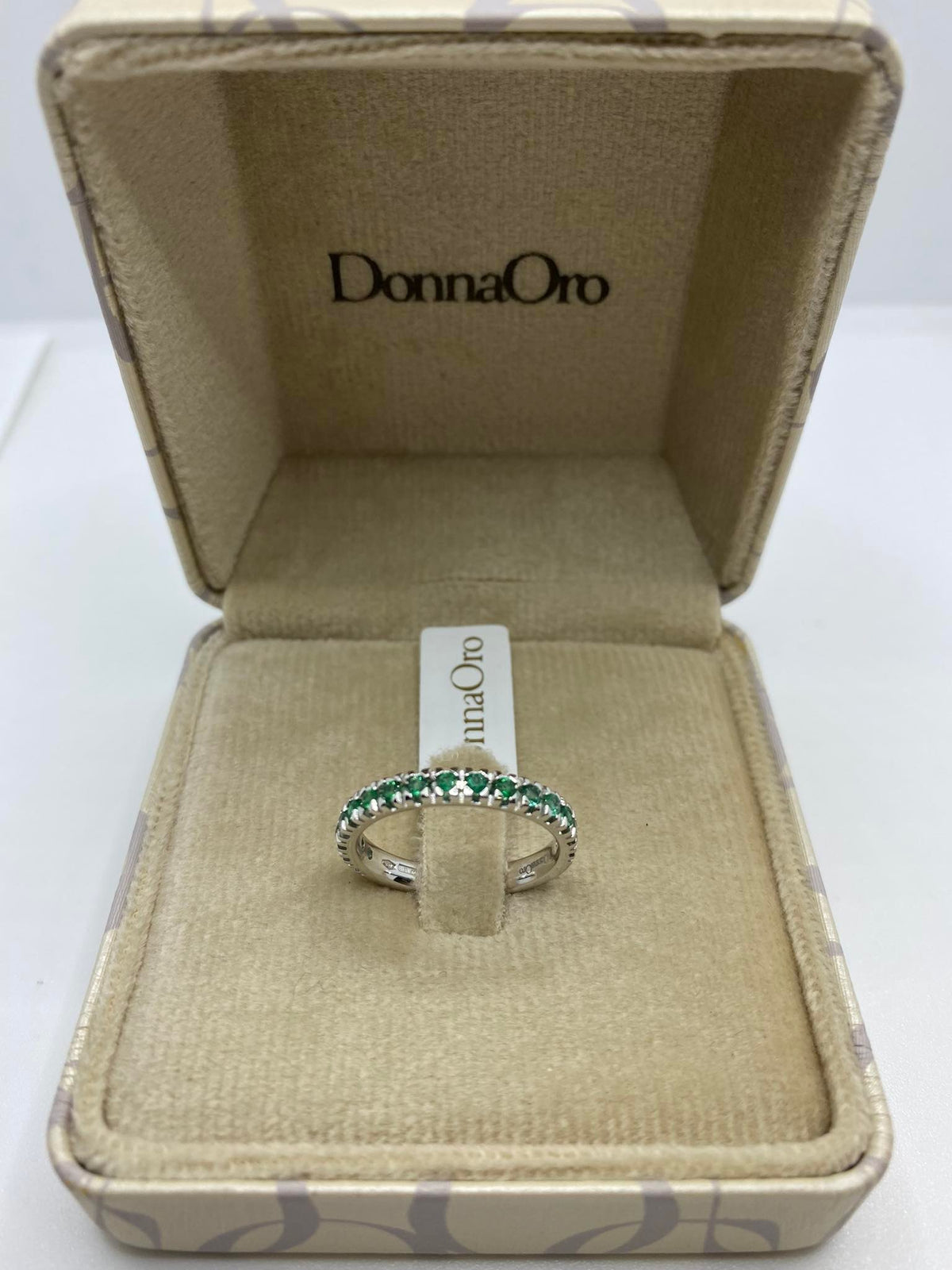 Anello Veretta Donna Oro 18KT con Smeraldi Ct. 0.38