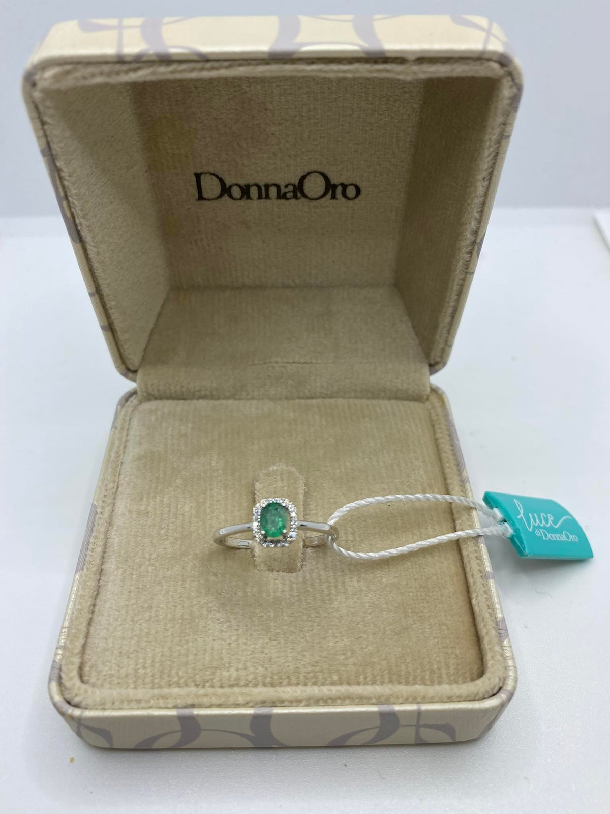 Anello Donna Oro 18KT con Diamanti e Smeraldo Ct. 0.35