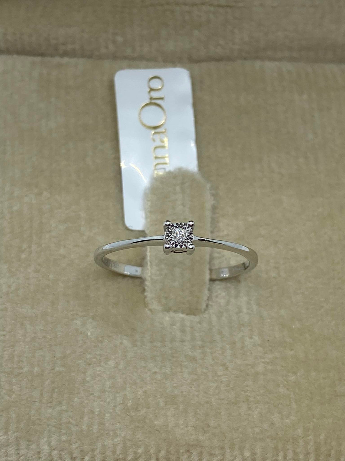 Anello Solitario Donna Oro 18KT con Diamante Ct. 0.01
