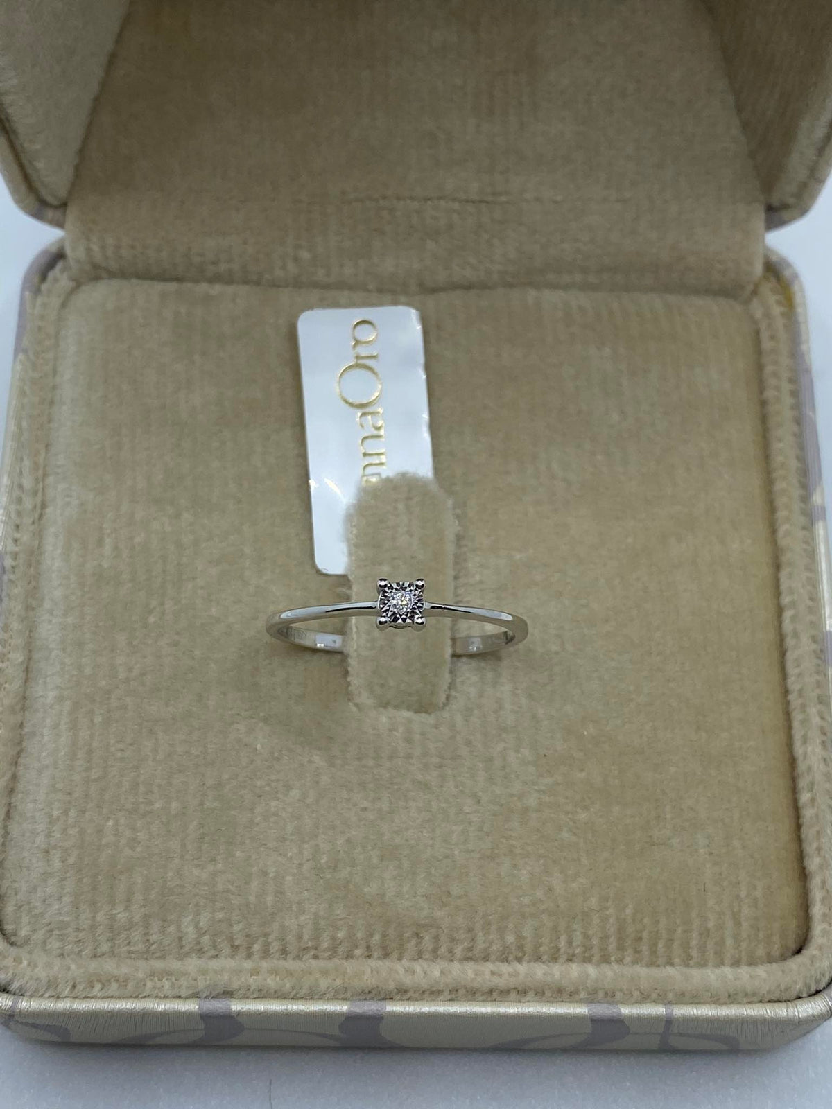 Anello Solitario Donna Oro 18KT con Diamante Ct. 0.01