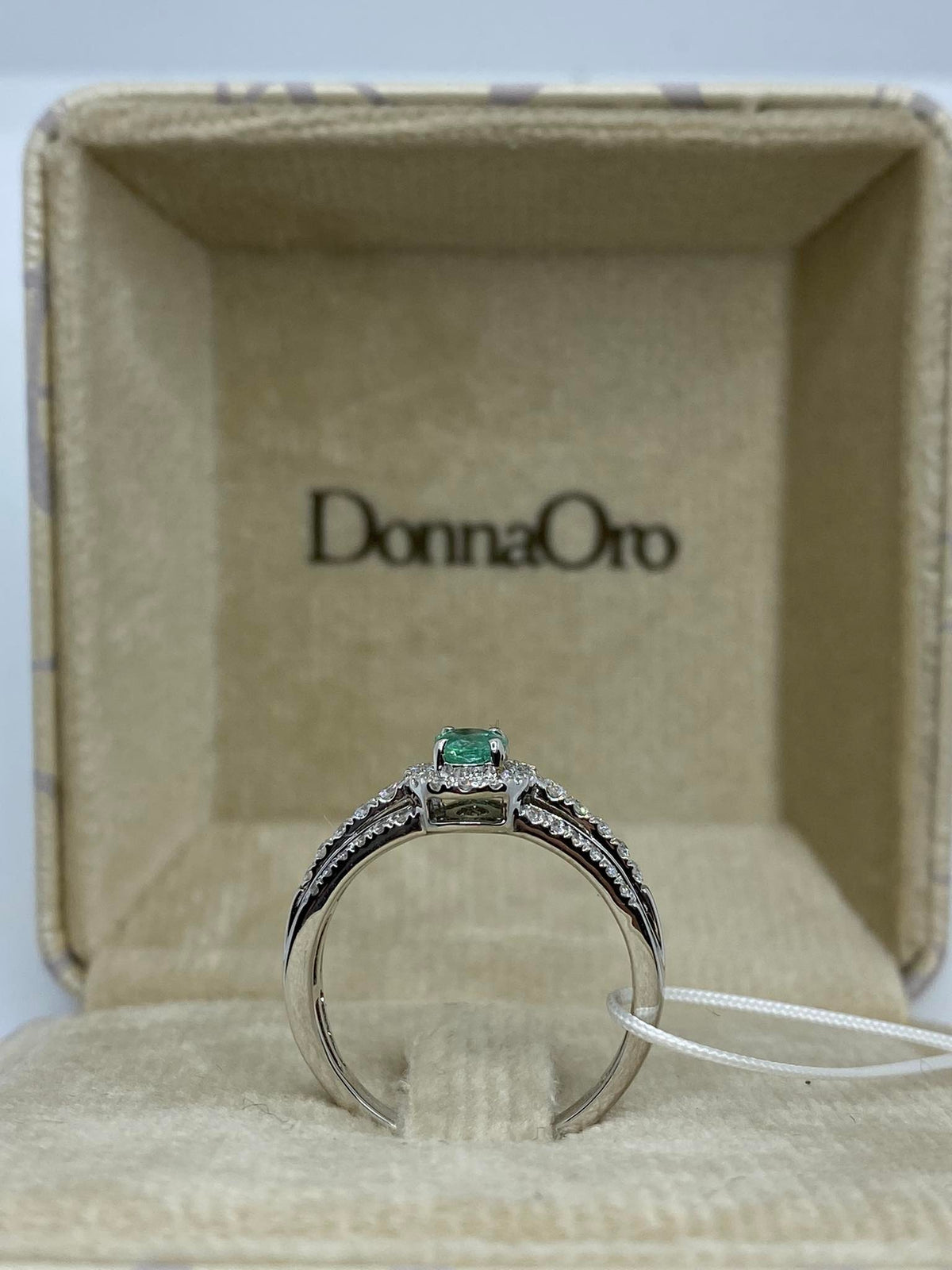 Anello Donna Oro 18KT Con Smeraldo e Diamanti Ct. 0.40