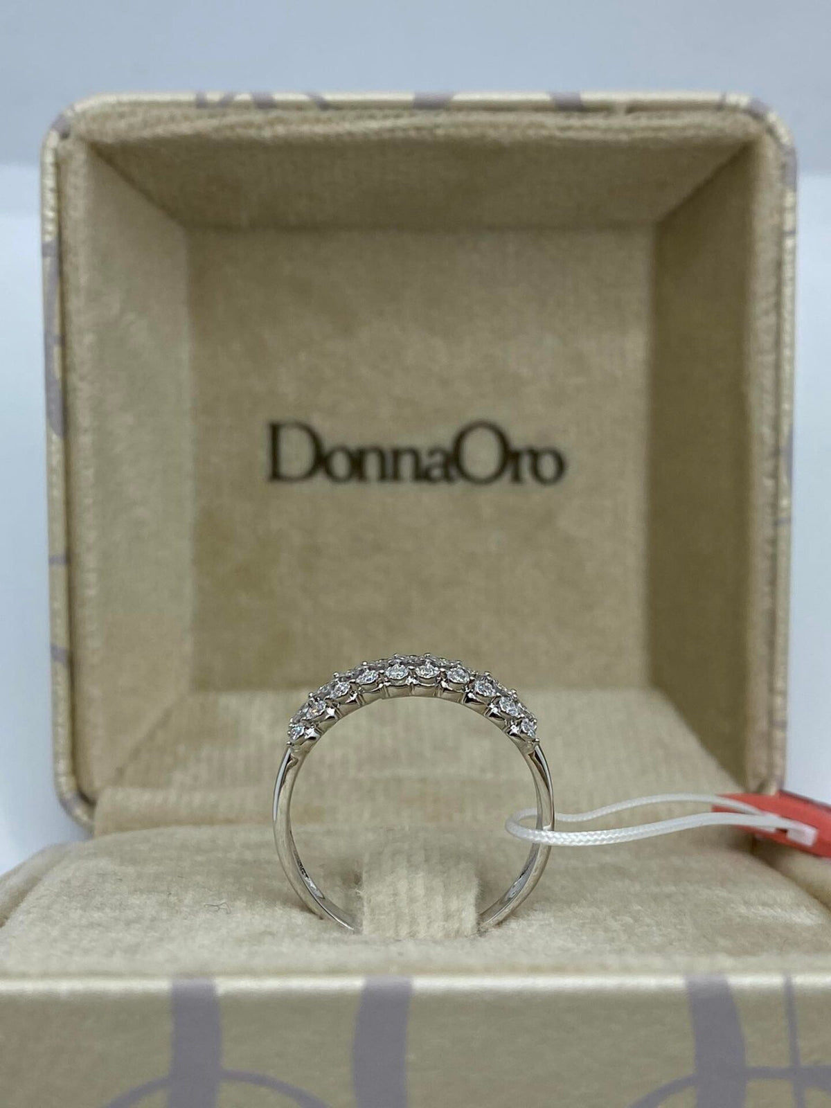 Anello Veretta Donna Oro 18KT con Diamante Ct. 0.14
