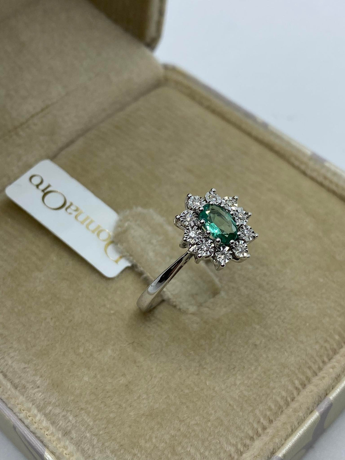Anello Donna Oro 18KT con Diamanti e Smeraldo Ct.0.44