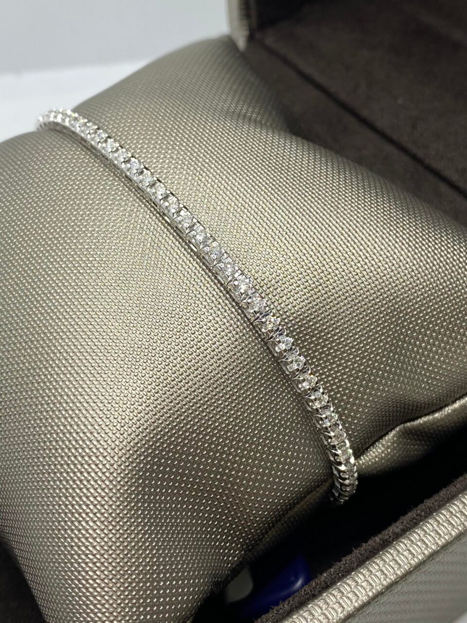 Bracciale Tennis Crivelli in Oro 18KT 18KT e Diamanti Ct. 1.60