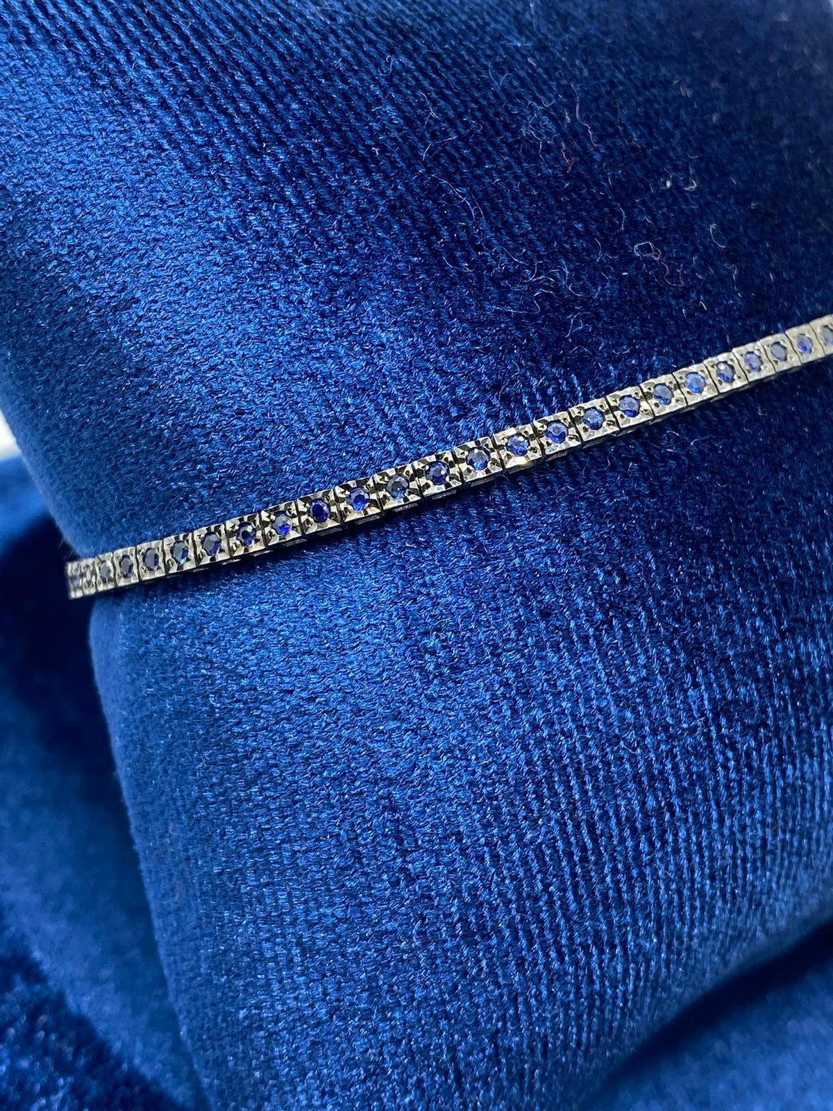 Bracciale Tennis Recarlo in Oro 18KT e Zaffiri Ct. 0.81