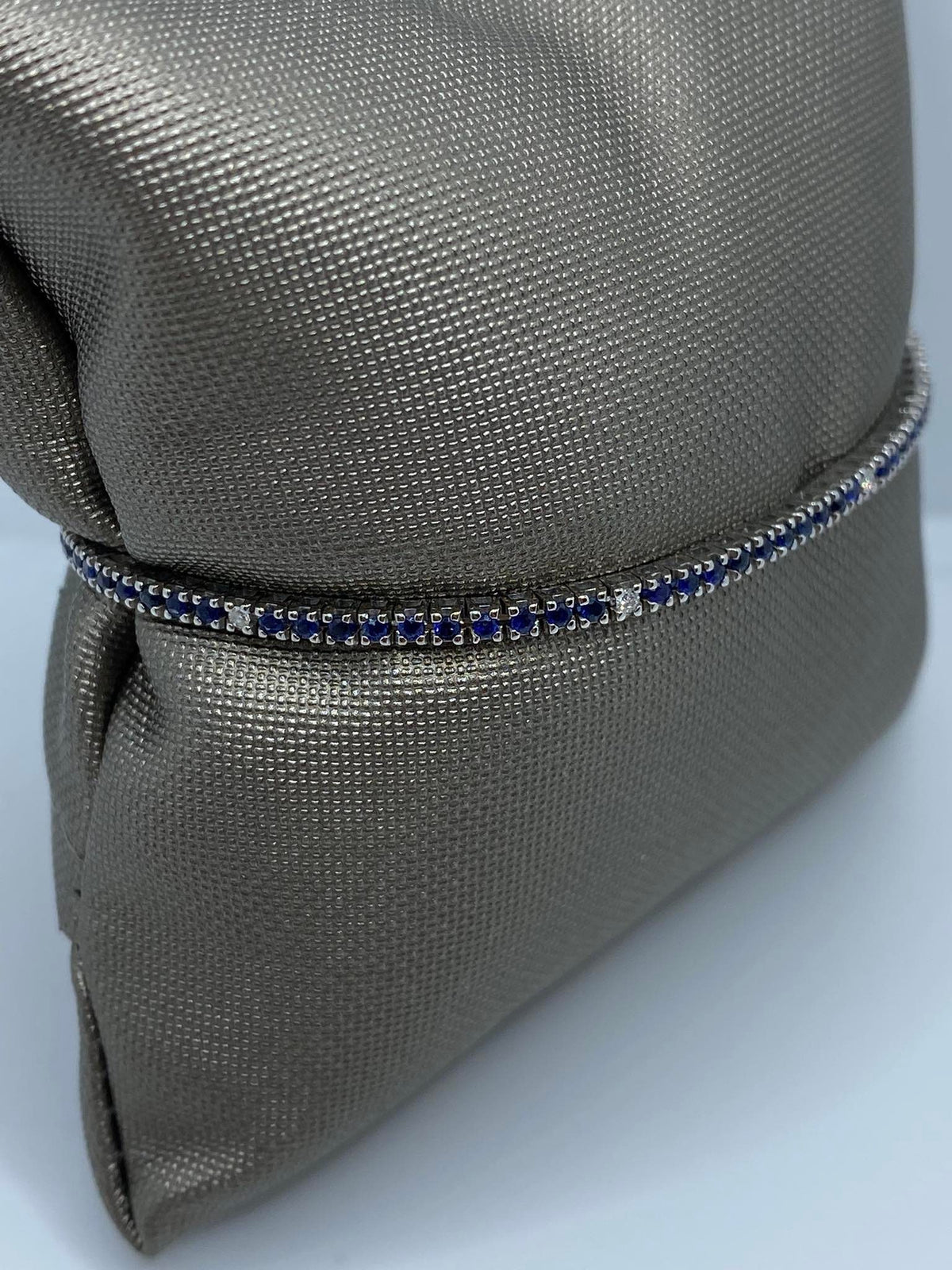 Bracciale Tennis in Oro 18KT con Diamanti e Zaffiri Ct. 1.78
