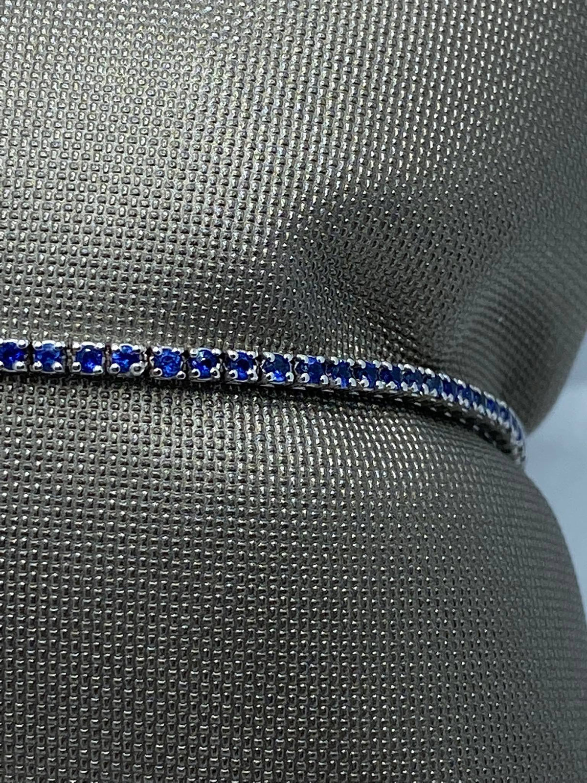 Bracciale Tennis PG Gioielli in Oro 18KT e Zaffiri Ct. 1.40