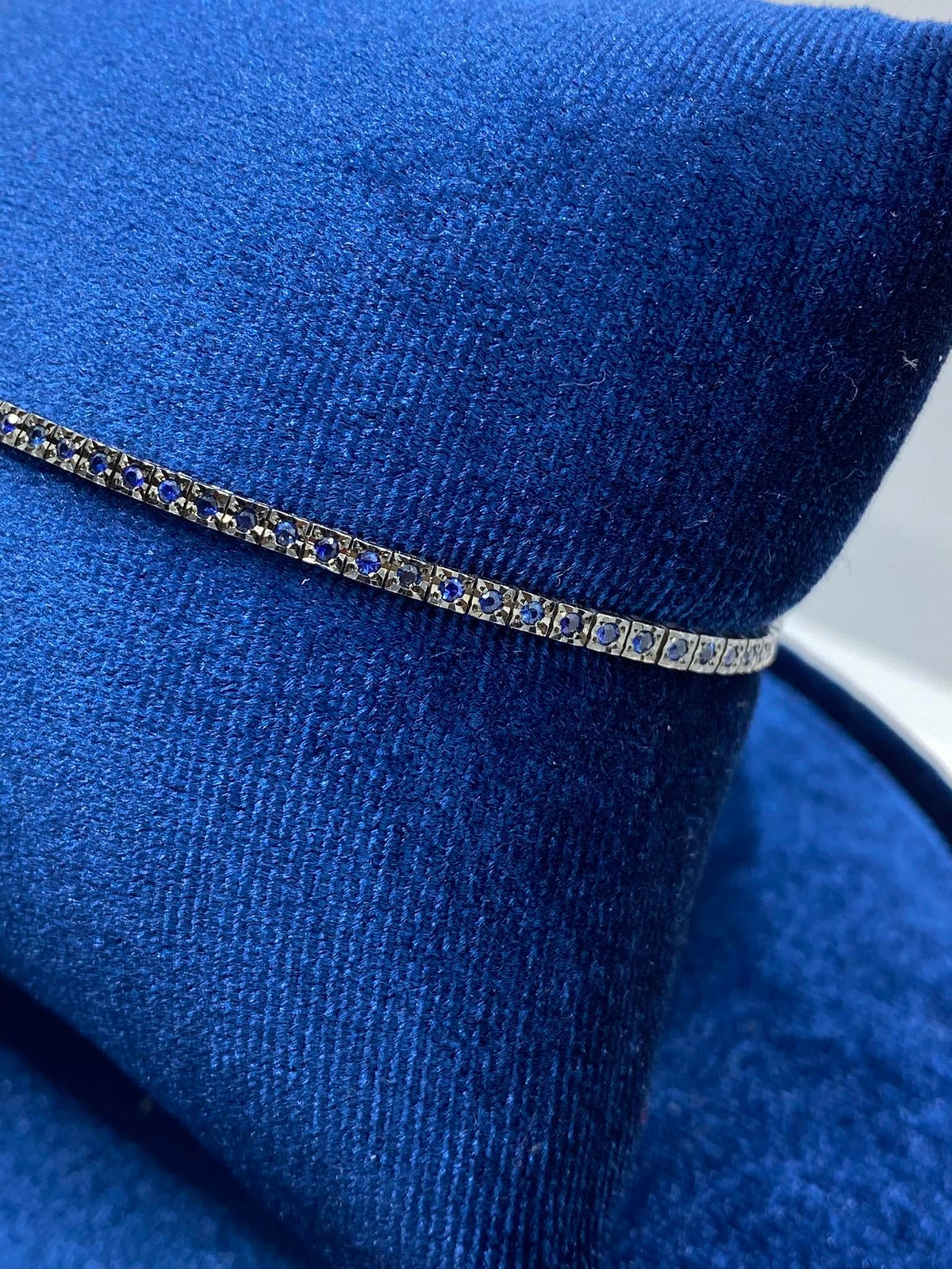 Bracciale Tennis Recarlo in Oro 18KT e Zaffiri Ct. 0.81