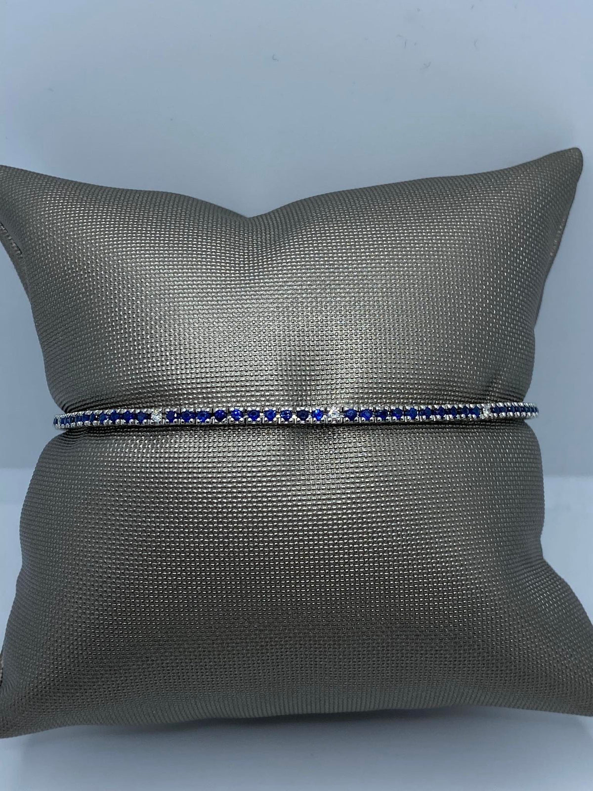 Bracciale Tennis in Oro 18KT con Diamanti e Zaffiri Ct. 1.78